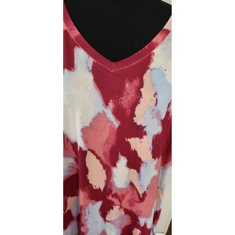 Womens Zuda Plus 2X Rayon Abstract V Neck Tee Shirt Top Athleisure Wear - Picture 2 of 5